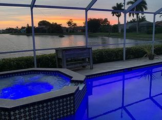 6851 Compton Ln S, Naples, FL 34104