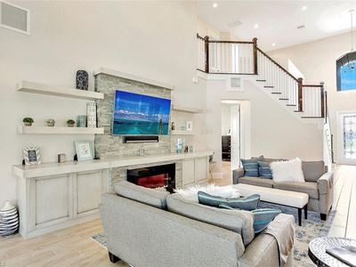 10069 Florence Cir, Naples, FL, 34119