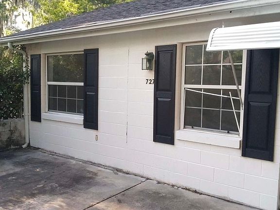 3rd image of 727 SE 10th Pl