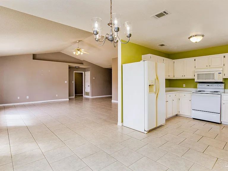 1545 Kitty Hawk Dr — Photo 11