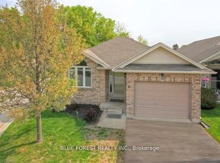 375 Scott St E #35, Strathroy Caradoc, ON N7G 4G7