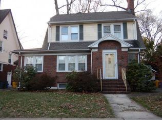 974 Garrison Ave, Teaneck, NJ 07666