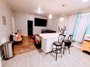 43 Schley St #1R, Newark, NJ 07112