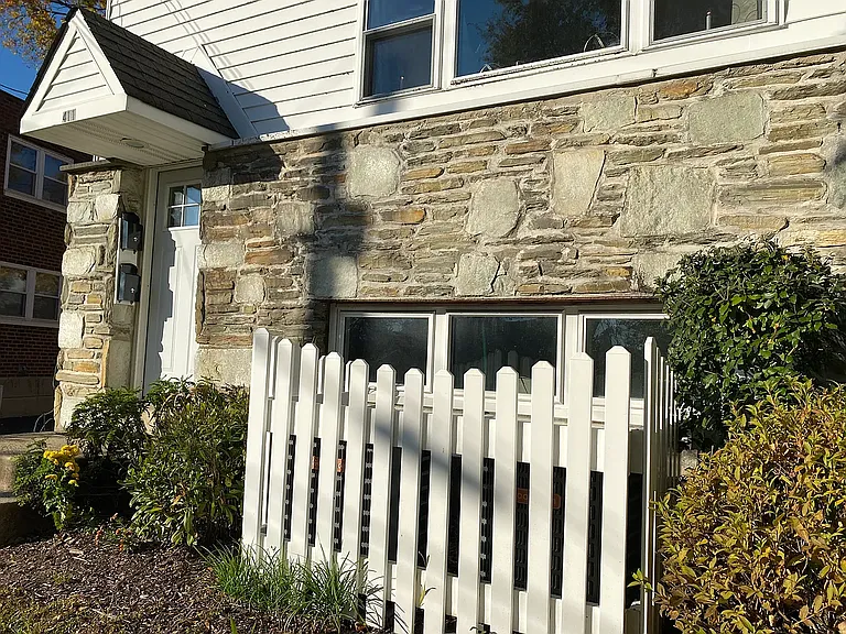 411 W Jefferson St — Photo 9