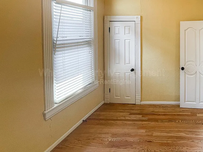 1733 W 39th Ave — Photo 19