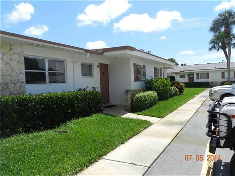 2nd image of 2804 Crosley Dr E APT L
