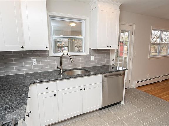5th image of 156 Chandler Ln