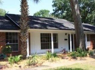 61 Oakwood Rd, Jacksonville Beach, FL 32250