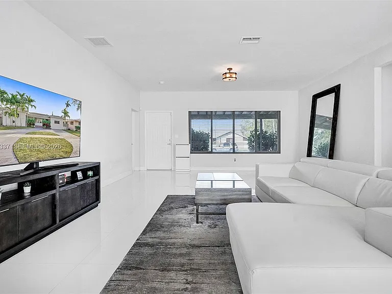 1102 Meadowlark Ave — Photo 10