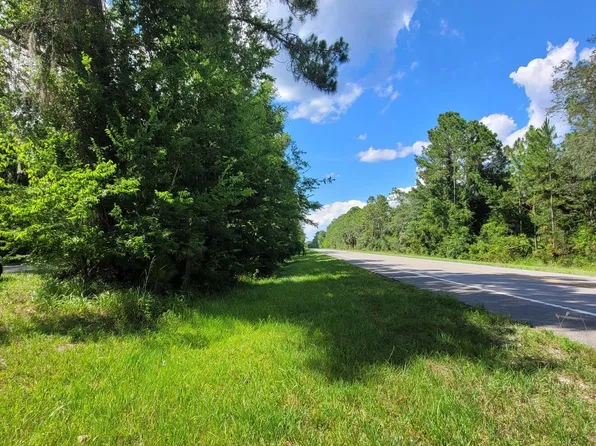 2901 S HIGHWAY 17, Crescent City, FL 32112