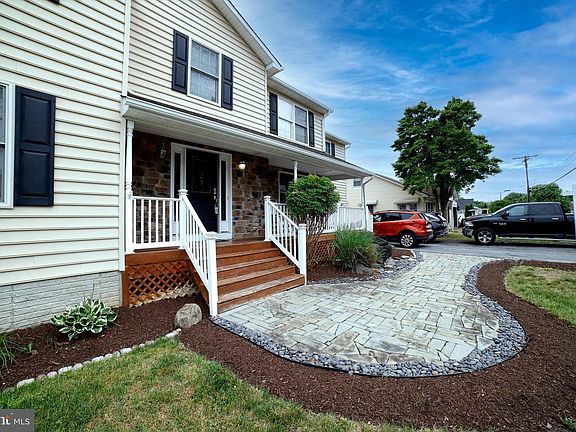 5th image of 833 Selby Blvd