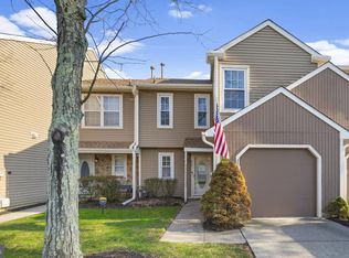 333 Ericson Ct, Mount Laurel, NJ