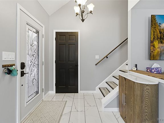 3rd image of 6338 Hamm Rd