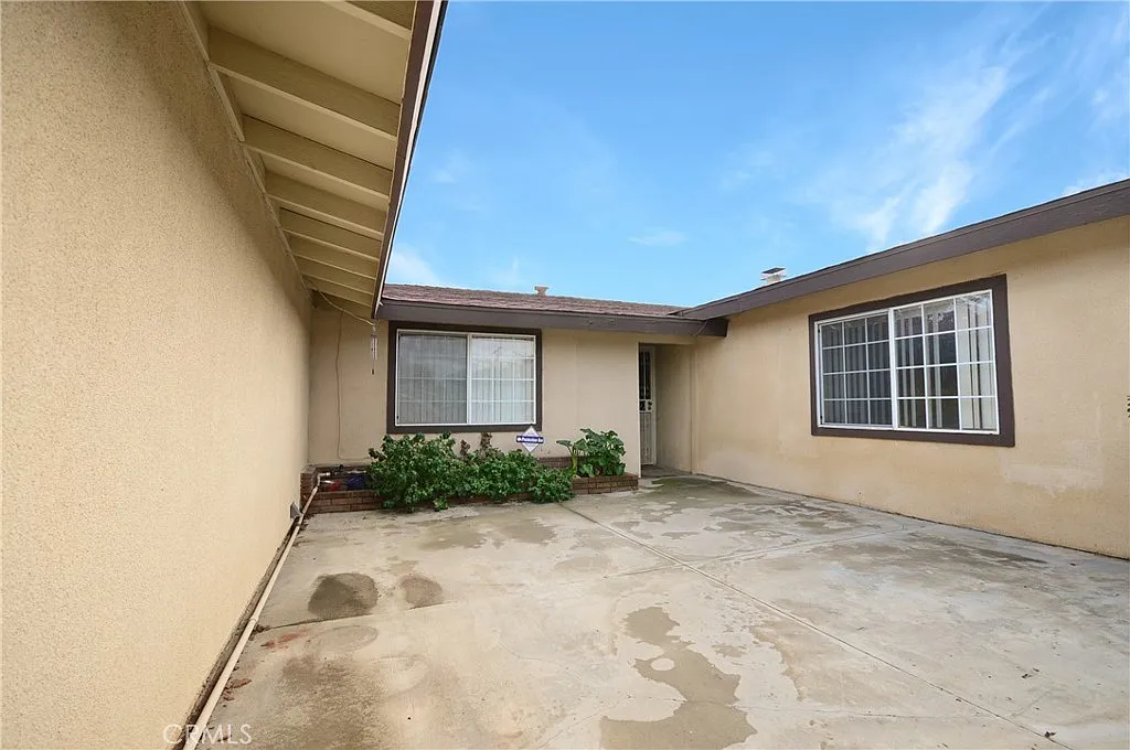 3 bed, 1462 sqft, $3,300 — Photo 4