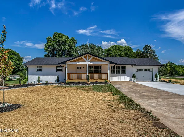 133 County Road 77, Riceville, TN 37370
