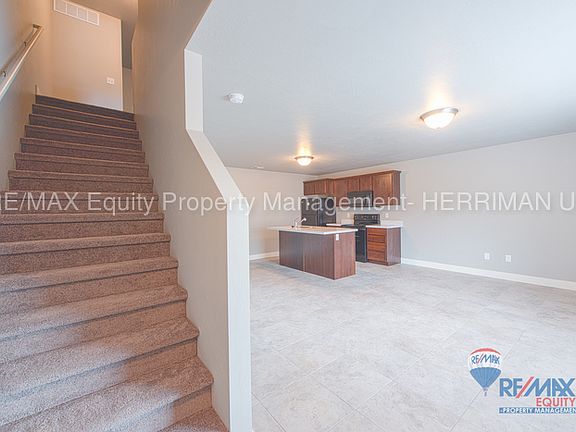 2nd image of 14342 S Cobden Ct