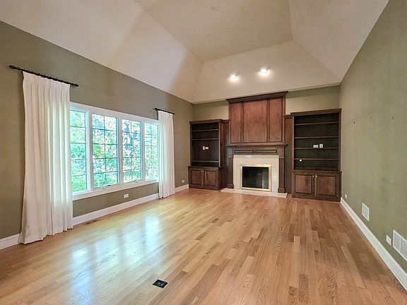 5th image of 20228 Oakwood Dr