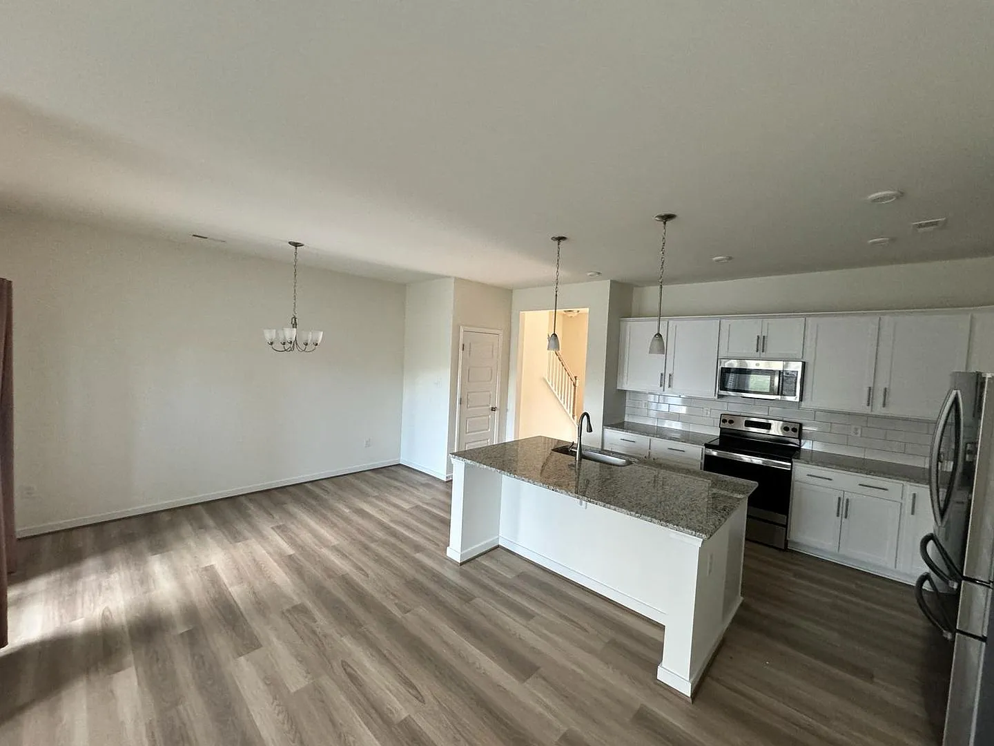 Move in Ready 10/01/2026 ! — Photo 4