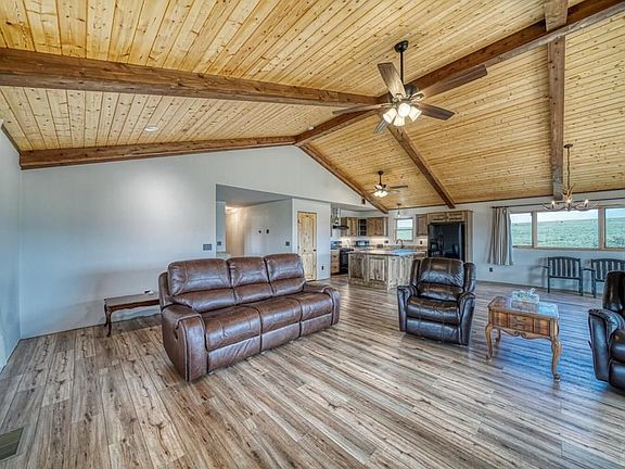 5th image of 1610 Timber Ridge Rd