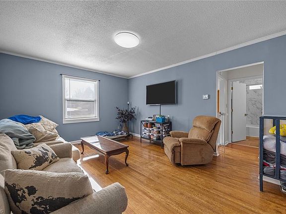 2nd image of 417 Piedmont Way