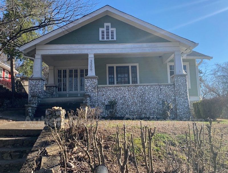 1st image of 3306 Montview Dr