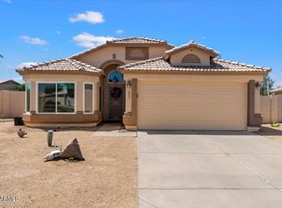 697 W Baylor Ln, Gilbert, AZ 85233
