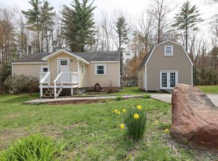 13 Sherwood Forest Dr, Canterbury, NH 03224