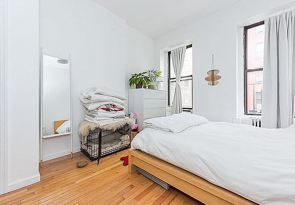 3rd image of 97 E 7th St #6