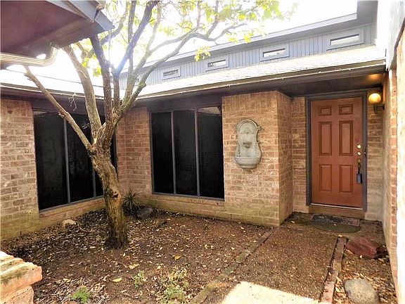 2nd image of 2517 Morning Star Ln