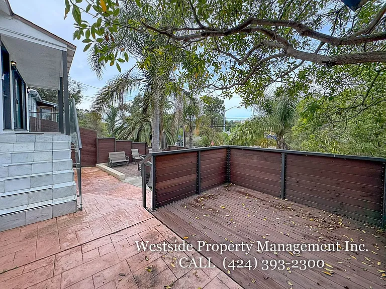 386 Entrada Dr — Photo 16