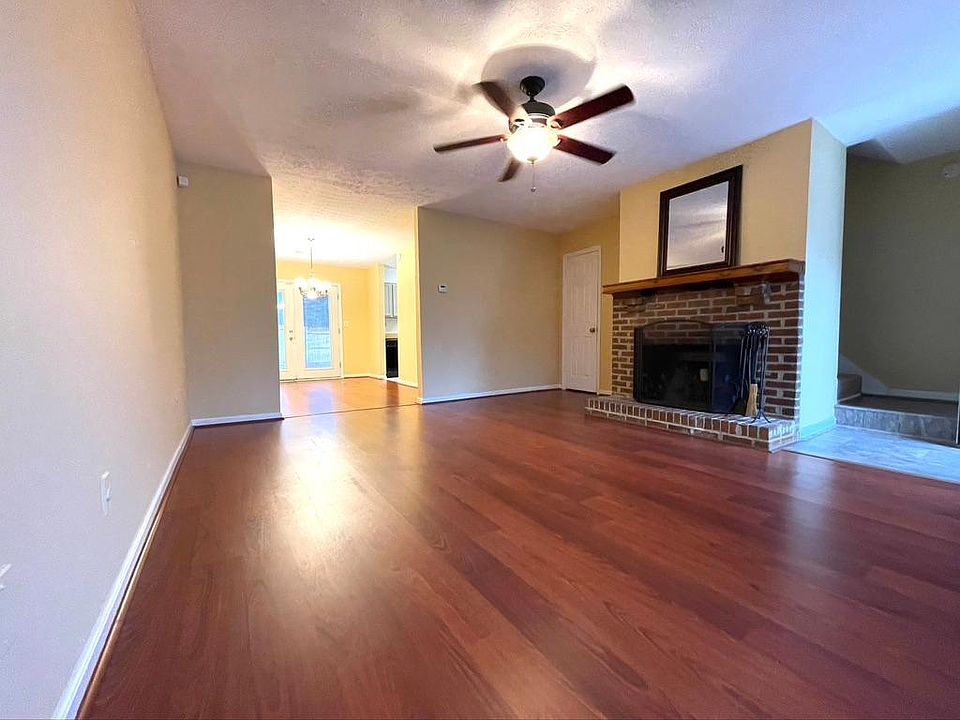 1st image of 777 Joseph Club Dr SW