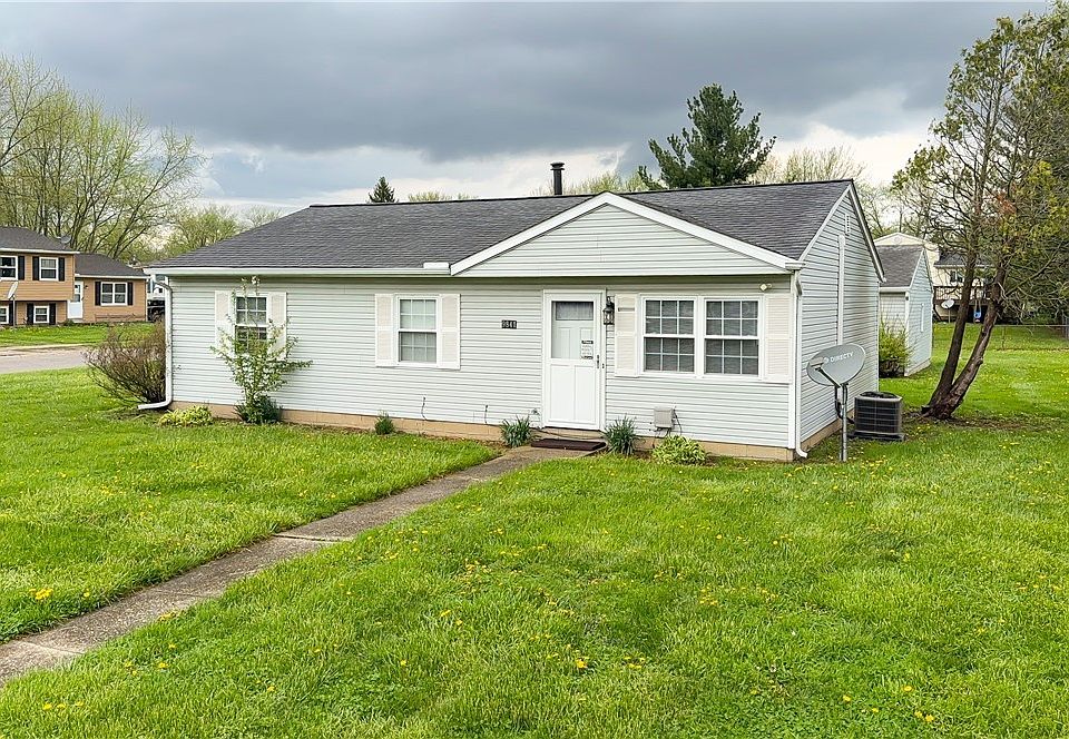 1st image of 9841 Green Dr