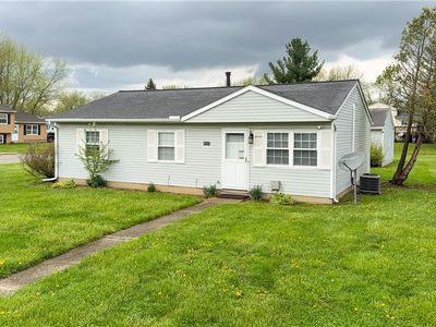 9841 Green Dr, Windham, OH, 44288
