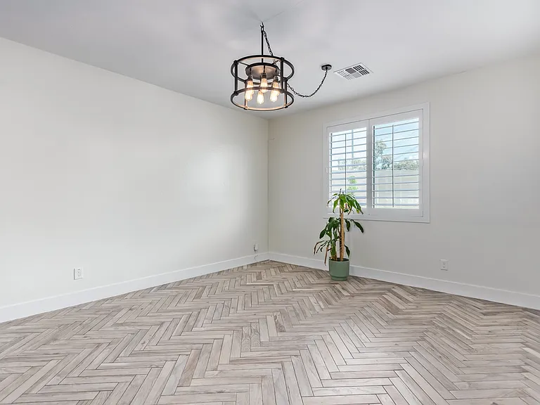12152 W Winslow Ave — Photo 37