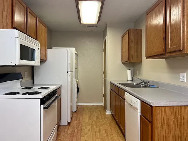 1636-B Post Rd #1 — Photo 14