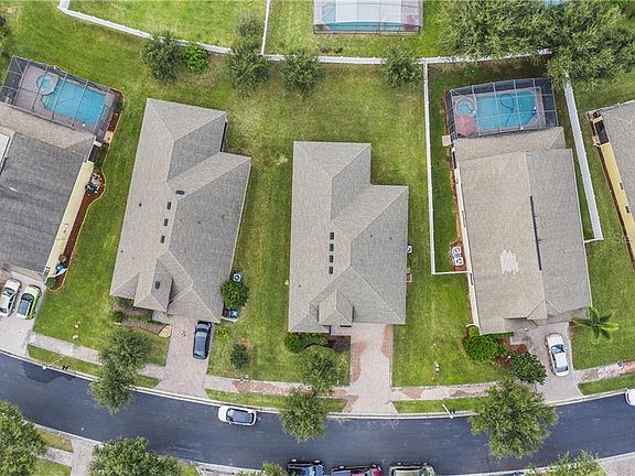 5th image of 411 Lake Davenport Cir