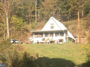 10848 Henderson Overlook Rd, Huntingdon, PA 16652
