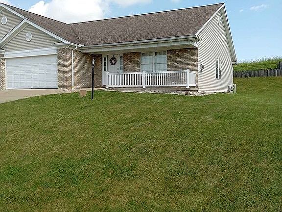 2nd image of 51981 Scotch Pine Dr