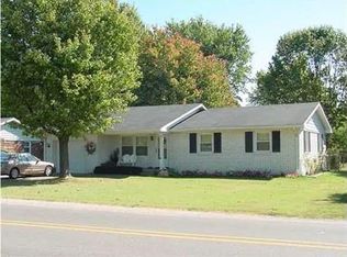 4211 Theater Dr, Evansville, IN 47715