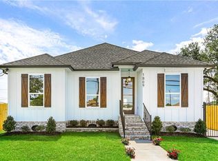 1809 Center St, Arabi, LA 70032