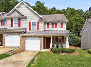 593 Fox Creek Xing, Woodstock, GA 30188