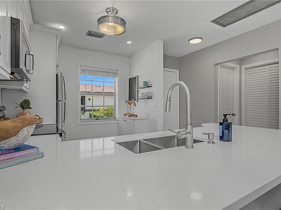 2nd image of 1071 Pine Isle LN #1071