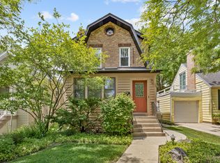 2404 Cowper Ave, Evanston, IL 60201