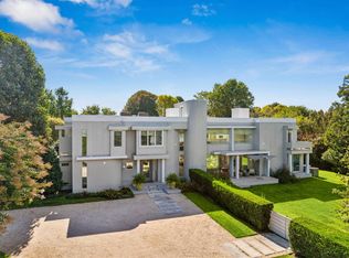 8 Heller Ln, East Hampton, NY 11937