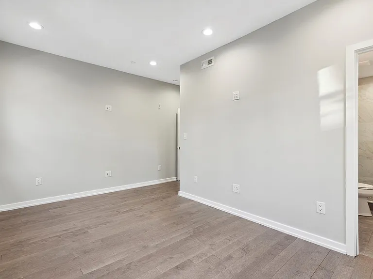 730 N 16th St #2A — Photo 16