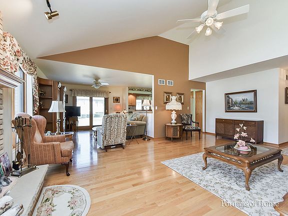 5th image of 10946 Liz Ln
