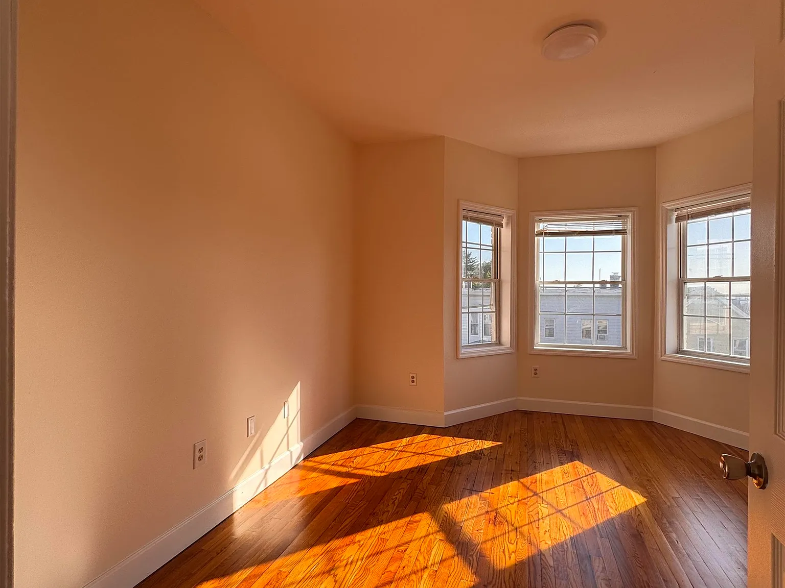 Apartment, JC Greenville, NJ, 07305 — Photo 3