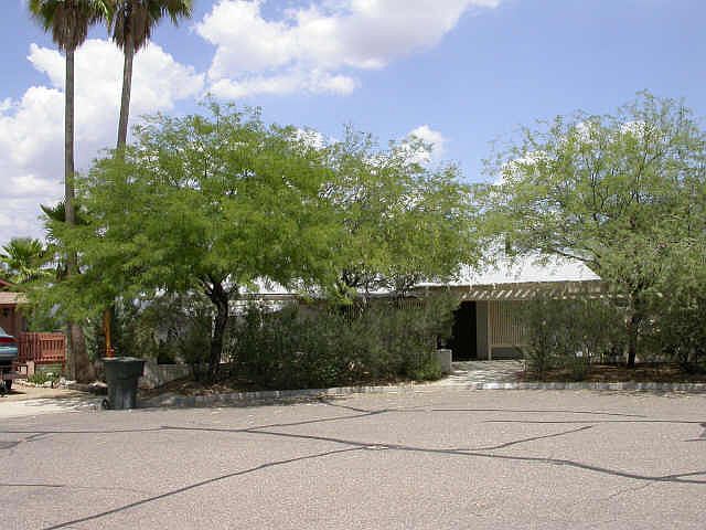 2nd image of 875 W Pima Circle