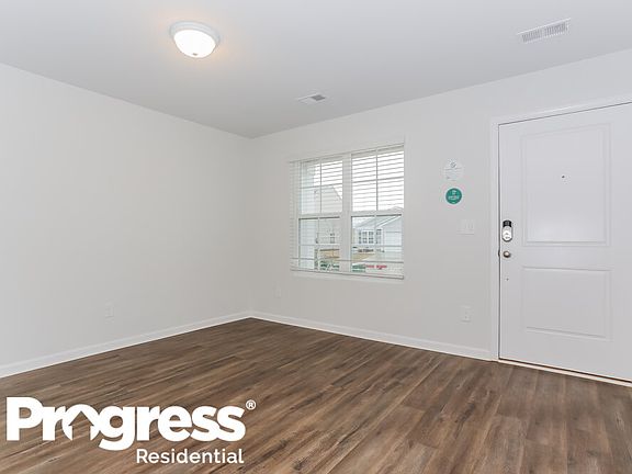 4th image of 516 Pollyanna Dr