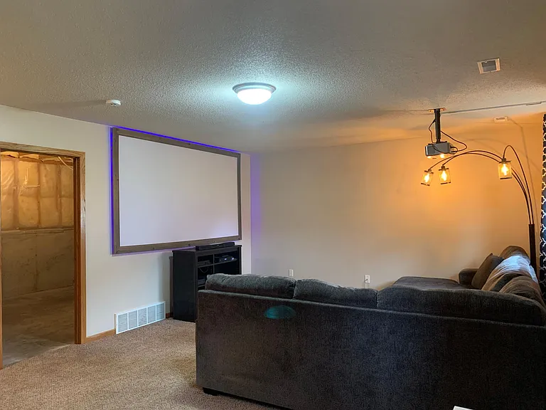 2909 W Frank St — Photo 5